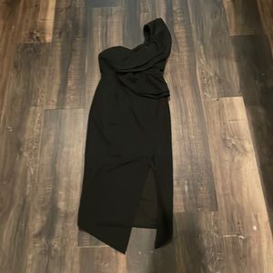 NWT Petal & Pup  black one shoulder dress w/ ruffle detail sz s/6